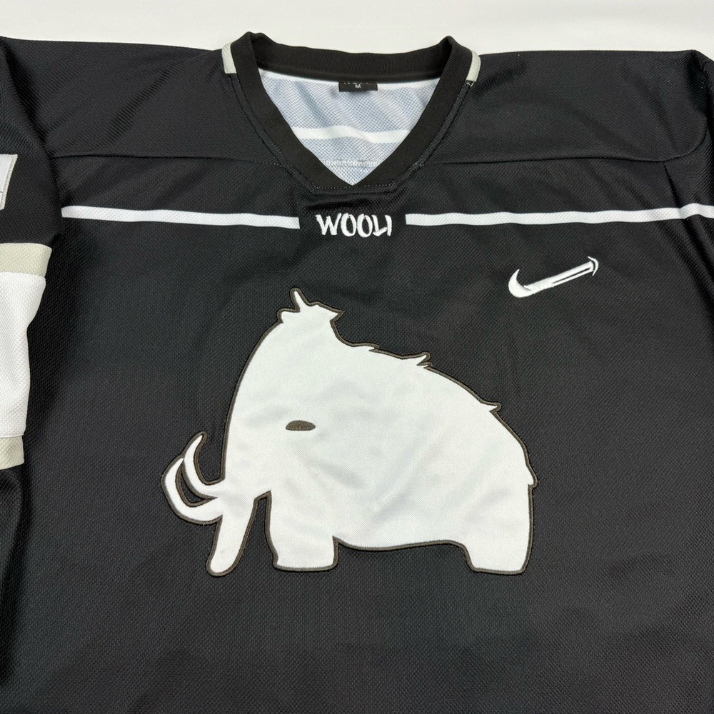 WOOLI Black Woolly Mammoth Hockey Jersey - Picture 4 of 11